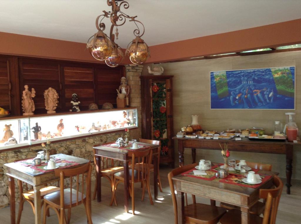 Restaurace v ubytování Pousada Bahia Bella