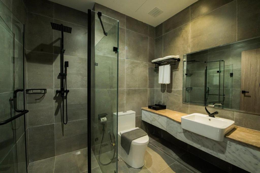 Koupelna v ubytování Grand InHotel Kota Kinabalu