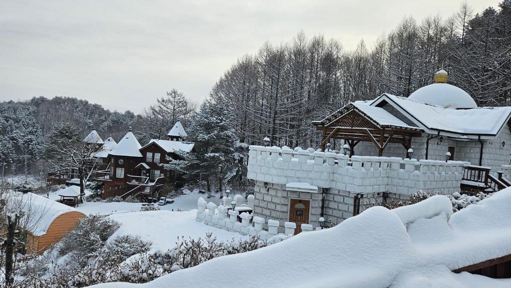 Elf Resort Hotel v zimě