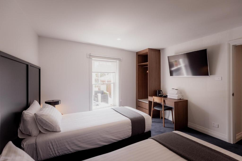 Shipwrights Arms Hotel - Resim 7