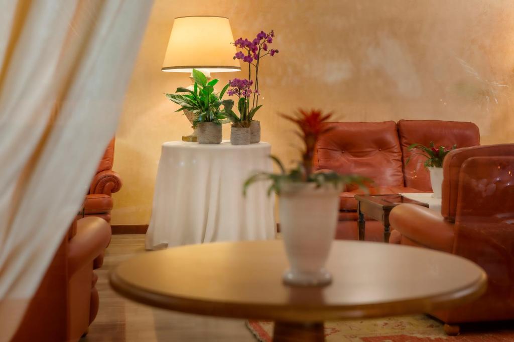 Posezení v ubytování Astura Palace Hotel