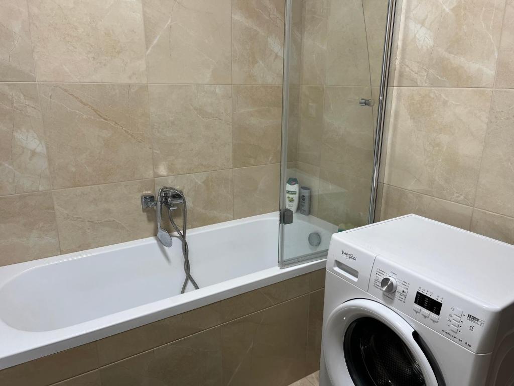 Koupelna v ubytování Esterhazy Apartman