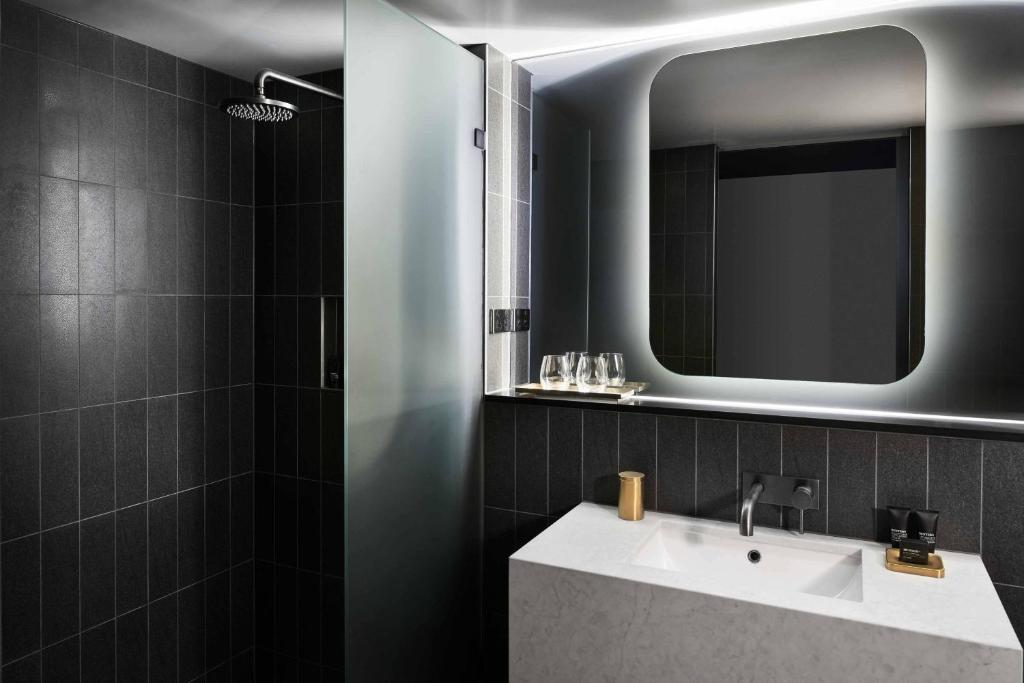 Midnight Hotel, Autograph Collection - Resim 27