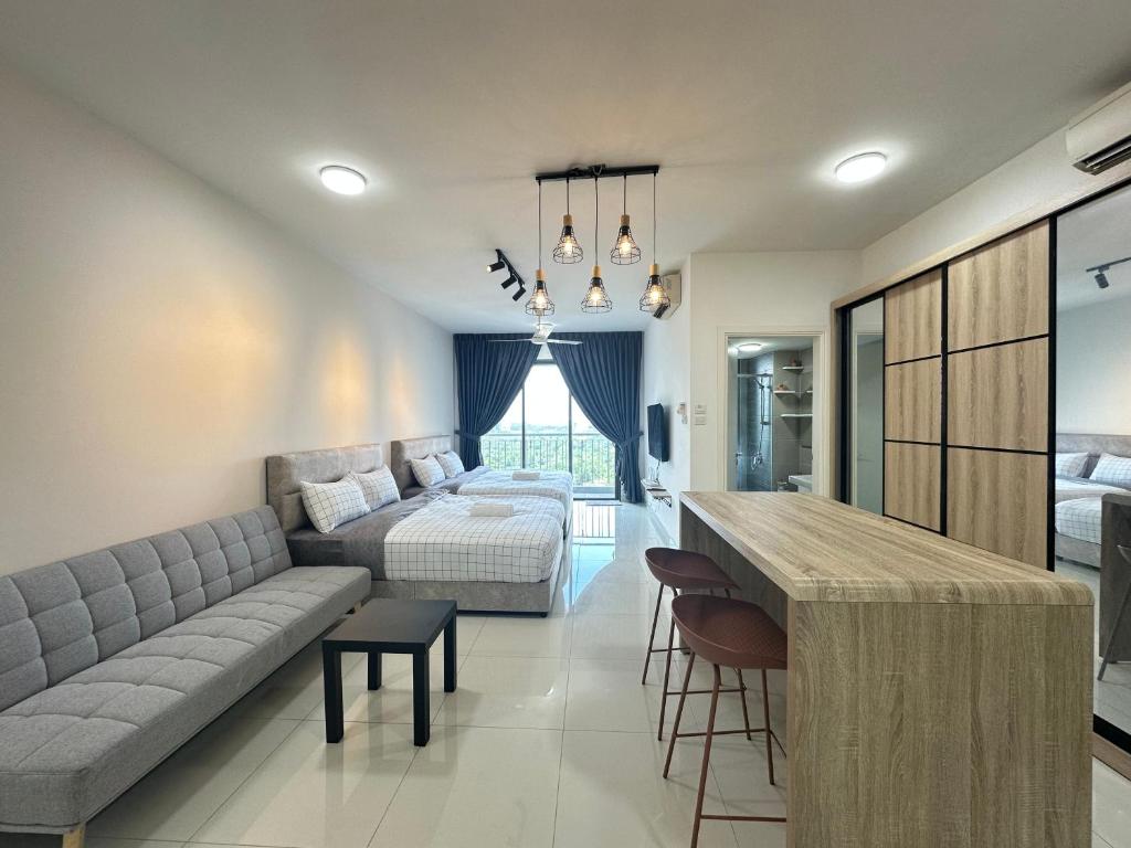 Teega Suites PuteriHarbour By WP Homestay - Estudio Con Balcón