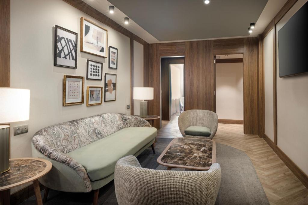 The Westin Madrid Cuzco - Resim 40