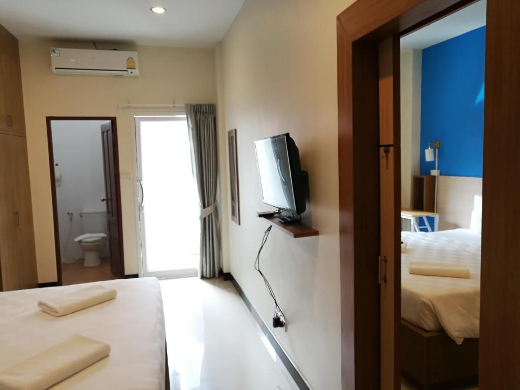 
King Room with Two King Beds
