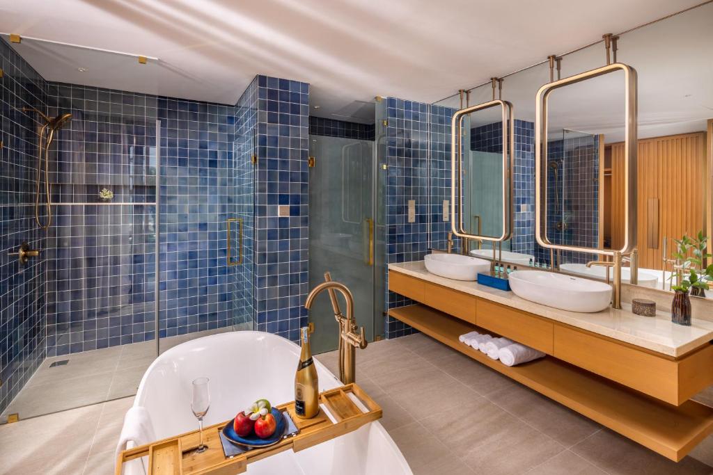 Wyndham Hoi An Royal Beachfront Resort & Villas - Villa De Deux Chambres Avec Vue Sur Le Jardin