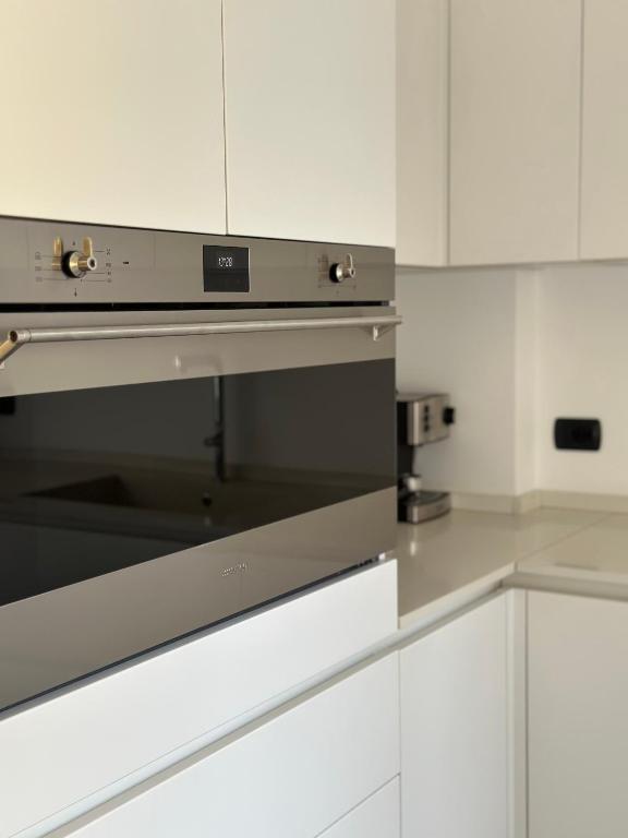 A kitchen or kitchenette at Villa Savoia Mondello