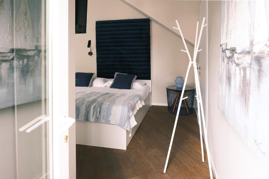 ComeCasa Larga Cosy Studio