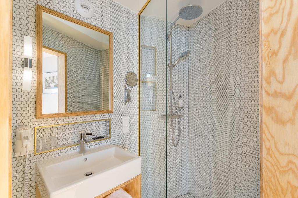 Hôtel Montholon - Resim 26