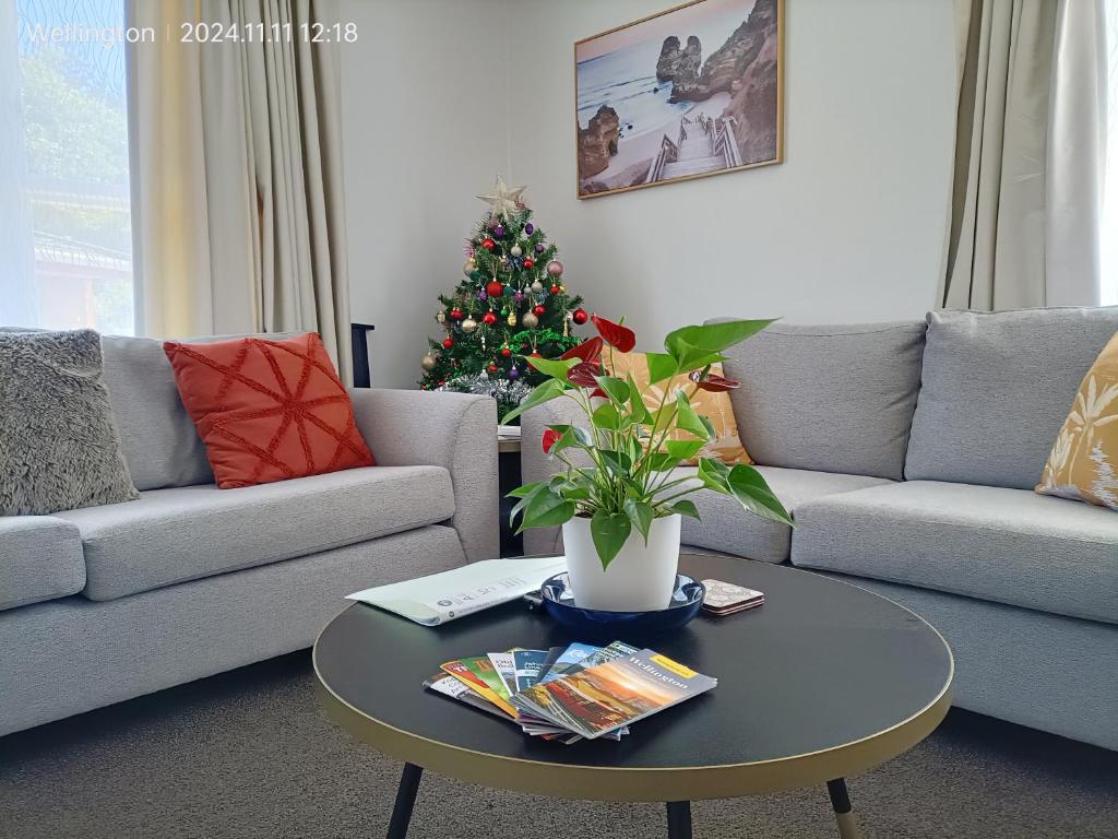 Comfy & Sunny home in Wellington--3 Heat Pumps - Resim 10