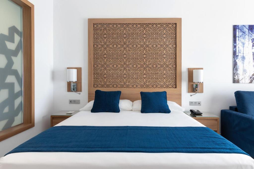 Postel nebo postele na pokoji v ubytování Hotel Riu Palace Boavista - All Inclusive