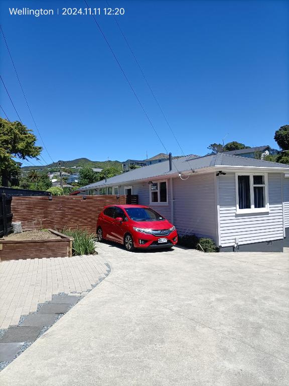 Comfy & Sunny home in Wellington--3 Heat Pumps - Resim 39