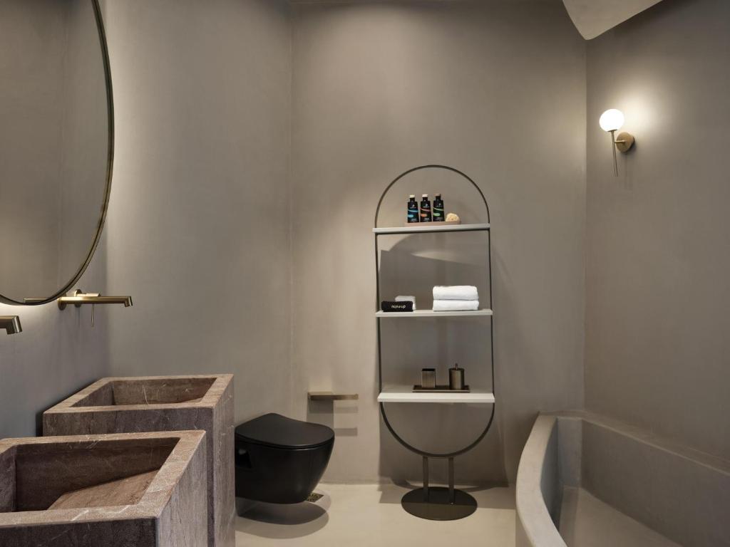 Koupelna v ubytování Andronis Boutique Hotel