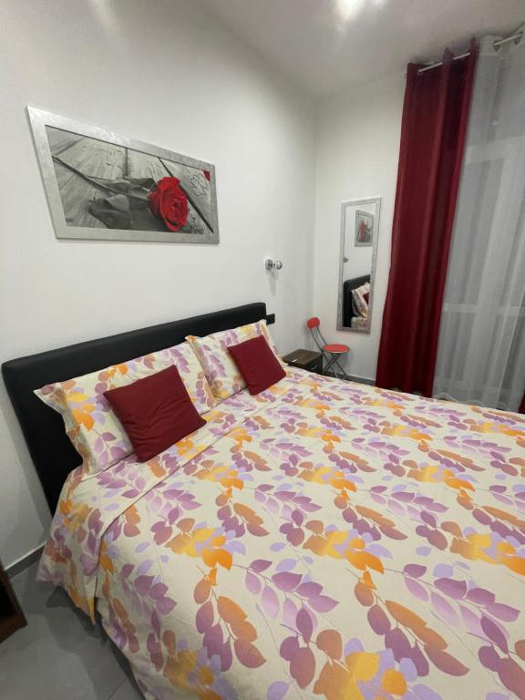 Postel nebo postele na pokoji v ubytování LE CAMERE DI OLTI
