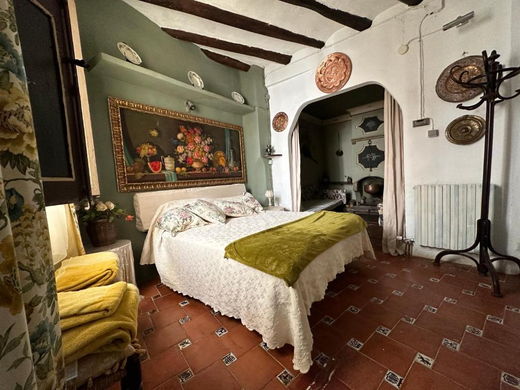 Postel nebo postele na pokoji v ubytování Casa Notari Congost de Montrebei