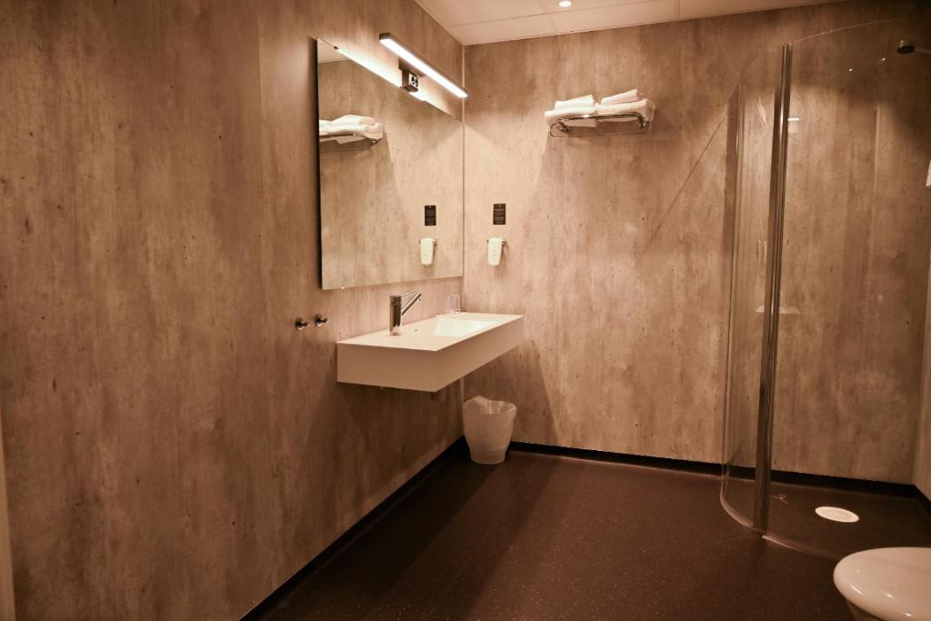 Koupelna v ubytování Hotel Frøya