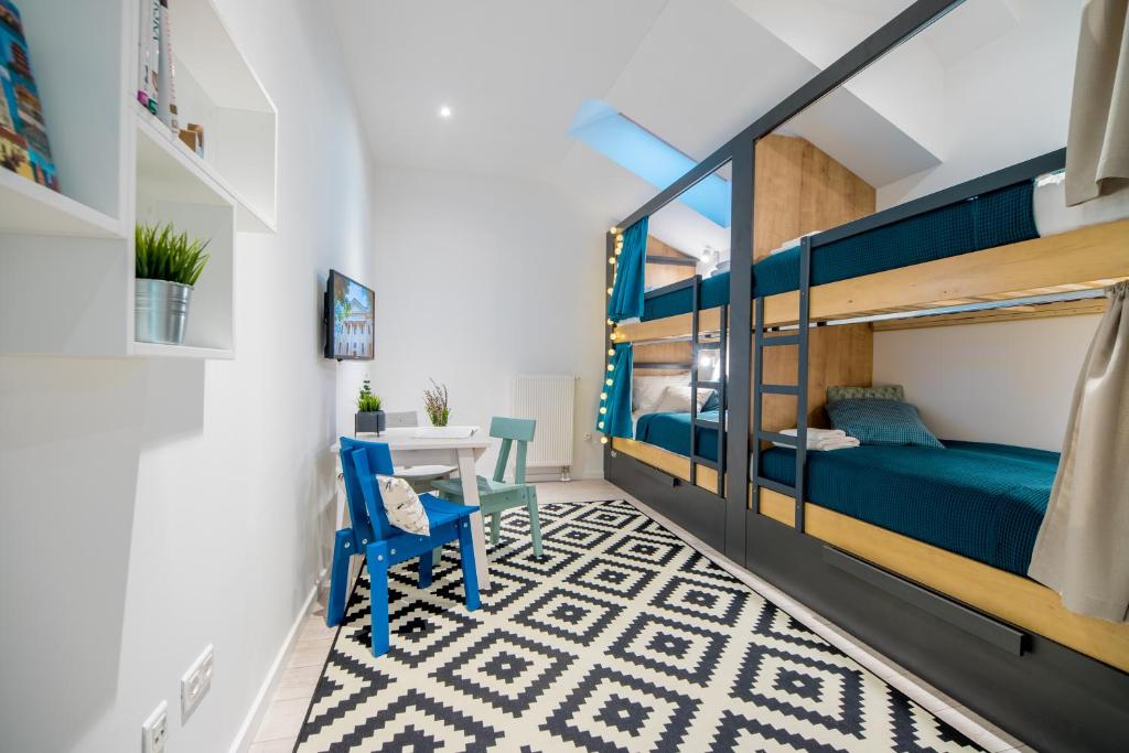 Hostel Sokol Centar - Vierpersoonskamer Met Badkamer