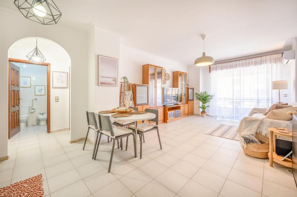 GuestReady - Sunshine at Costa da Caparica