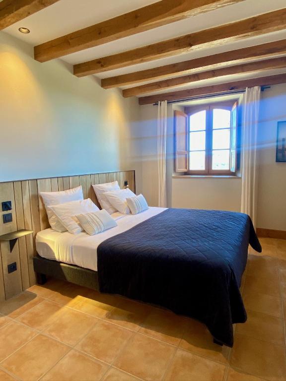 Domaine de Cazal - Chambres d'Hôtes de charme avec piscine au cœur de 26 hectares de nature préservée - Chambre Lit King-Size Supérieure