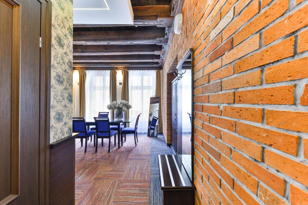 Palazzo Rosso Old Town - Resim 23