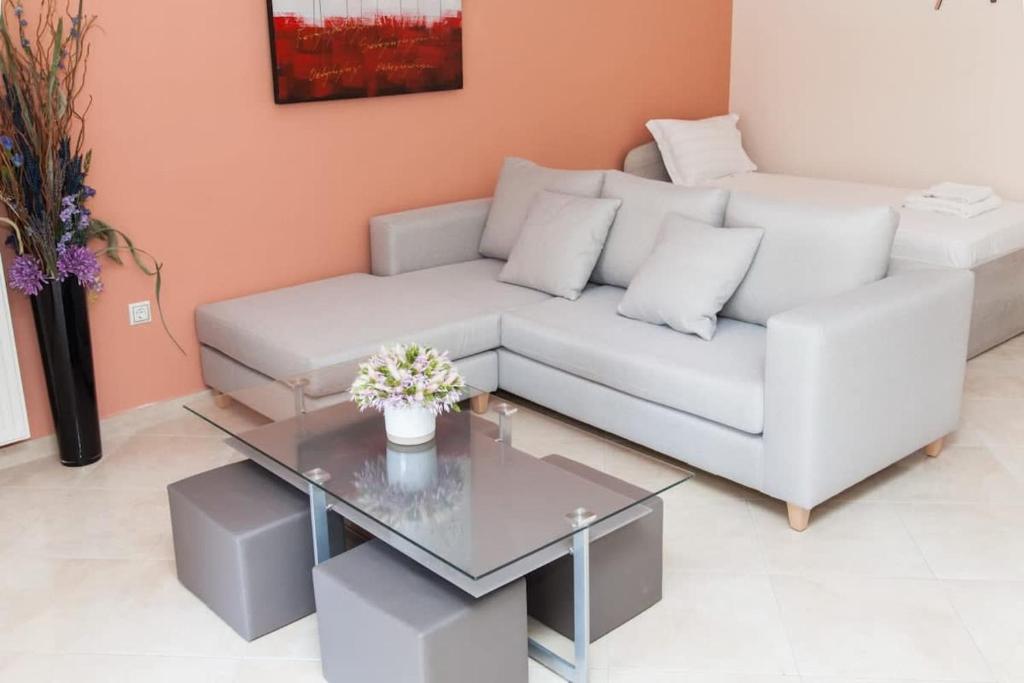 Posezení v ubytování Great Apartment in Piraeus