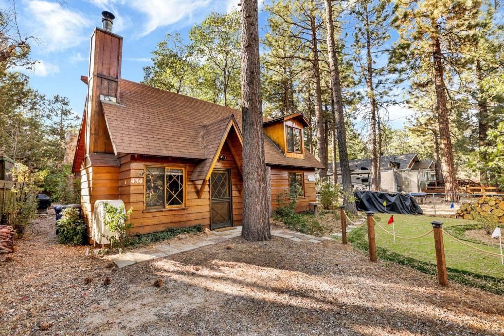 Κήπος έξω από το Highland Oaks Retreat #2492