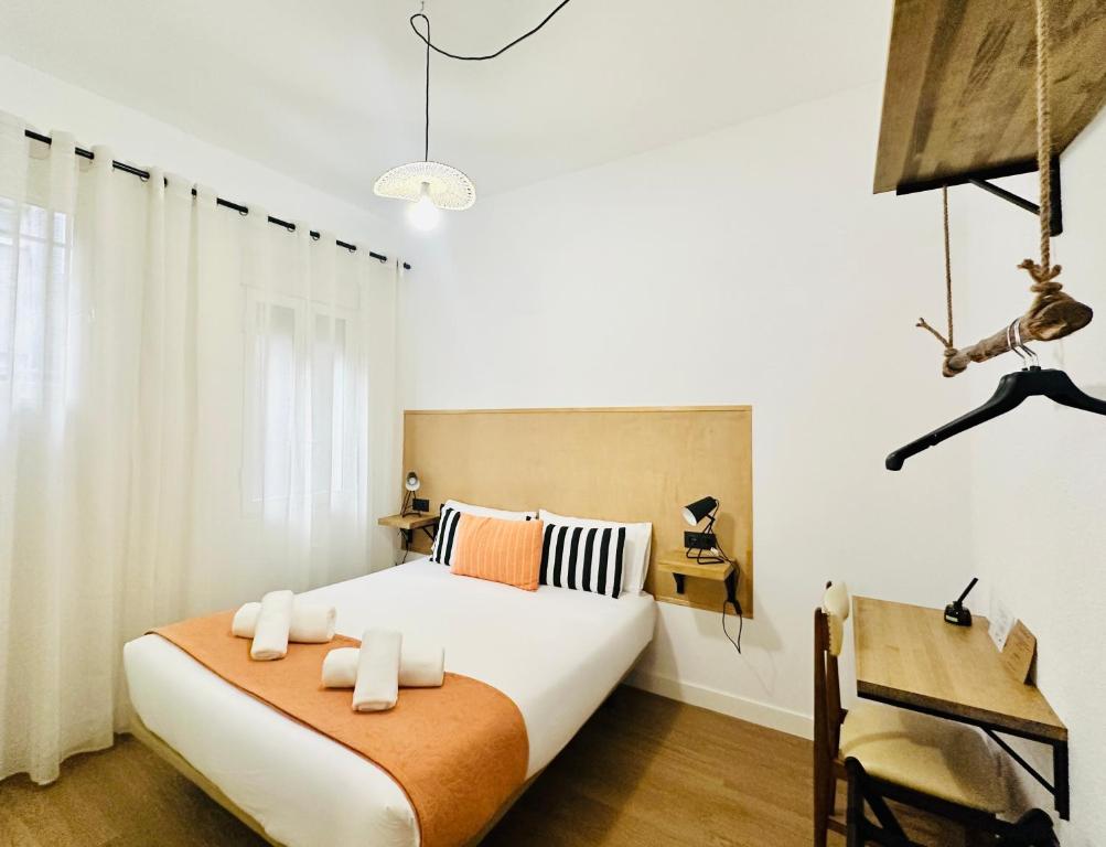 Autentic Boutique Moncloa - Resim 41