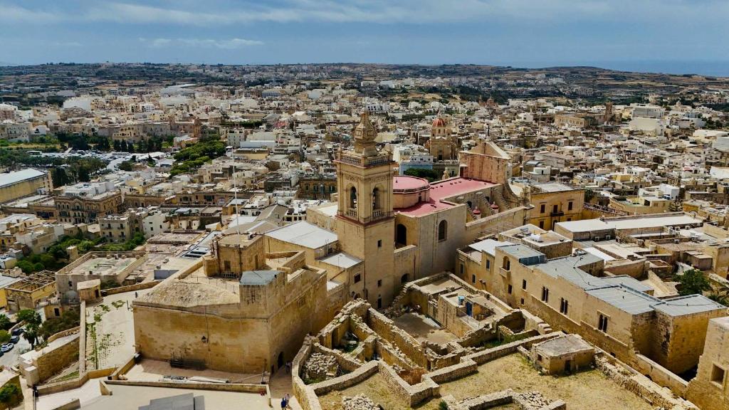 Nespecifikovaný výhled na destinaci Żebbuġ nebo výhled na město při pohledu z apartmánu