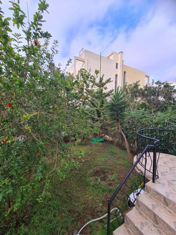 Fotografie z fotogalerie ubytování Belle maison à Harhoura proche de la plage v destinaci Rabat