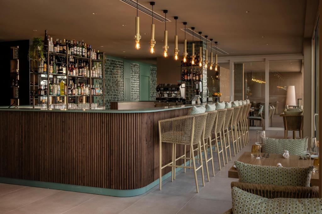 Lounge nebo bar v ubytování Hyatt Centric Malta