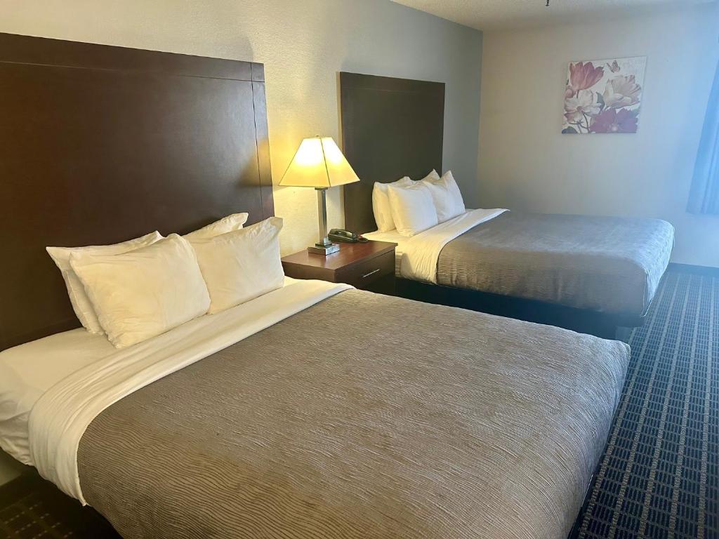 Postel nebo postele na pokoji v ubytování Quality Inn Plainfield - Indianapolis West