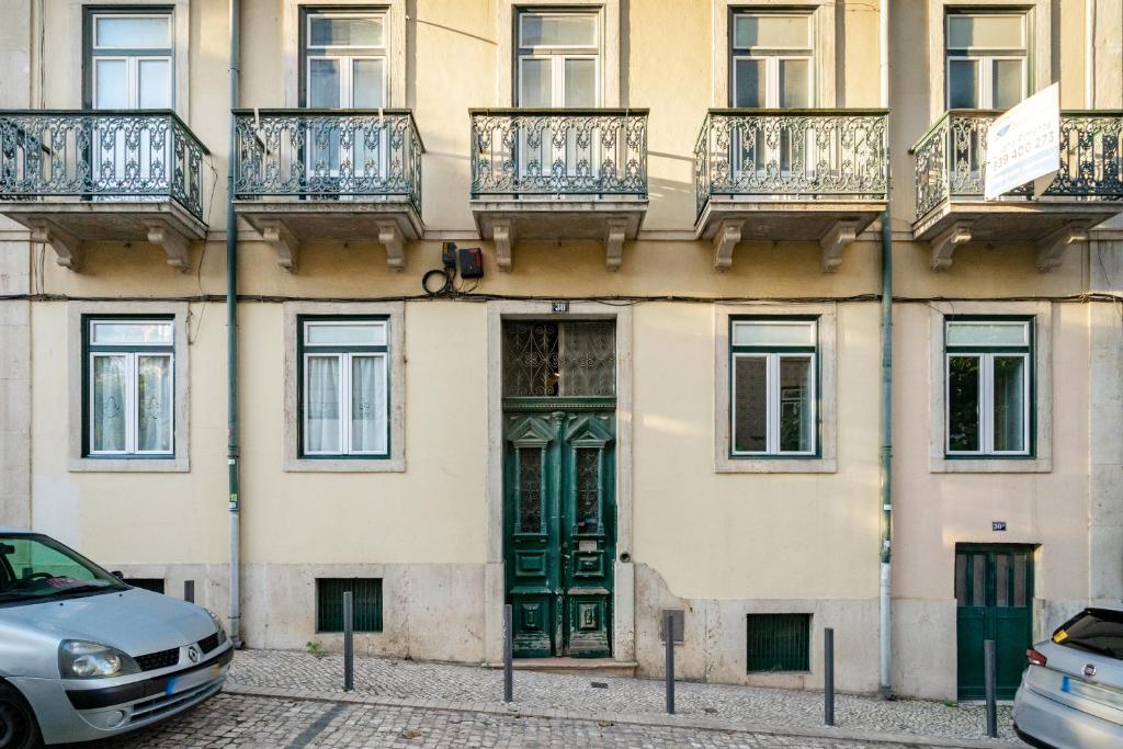 WHome Modern Luxury in Lisbon's Historic Center