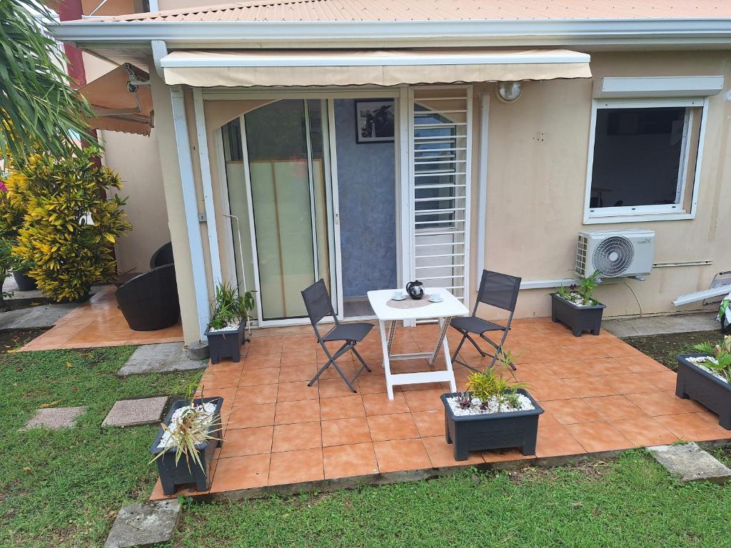 Zahrada ubytování SOLEY KARAIB Appartement au Vauclin Martinique