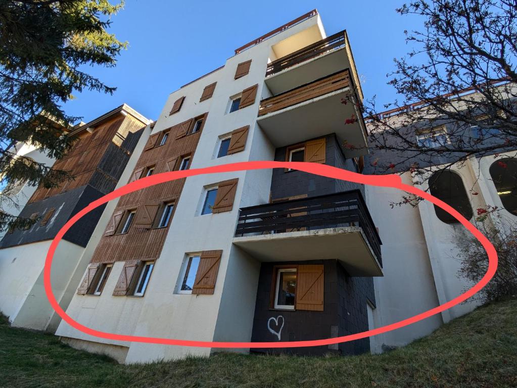 Budova, kde se apartmán nachází