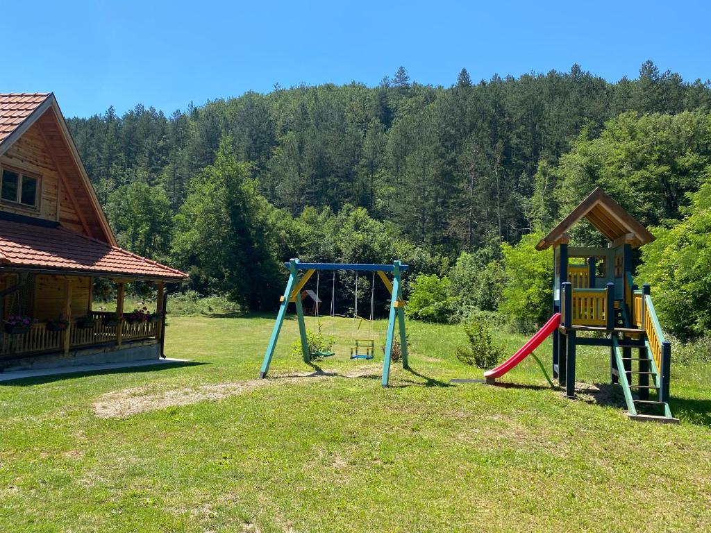 Herní místnost nebo prostor pro děti v ubytování Apartmani D&S