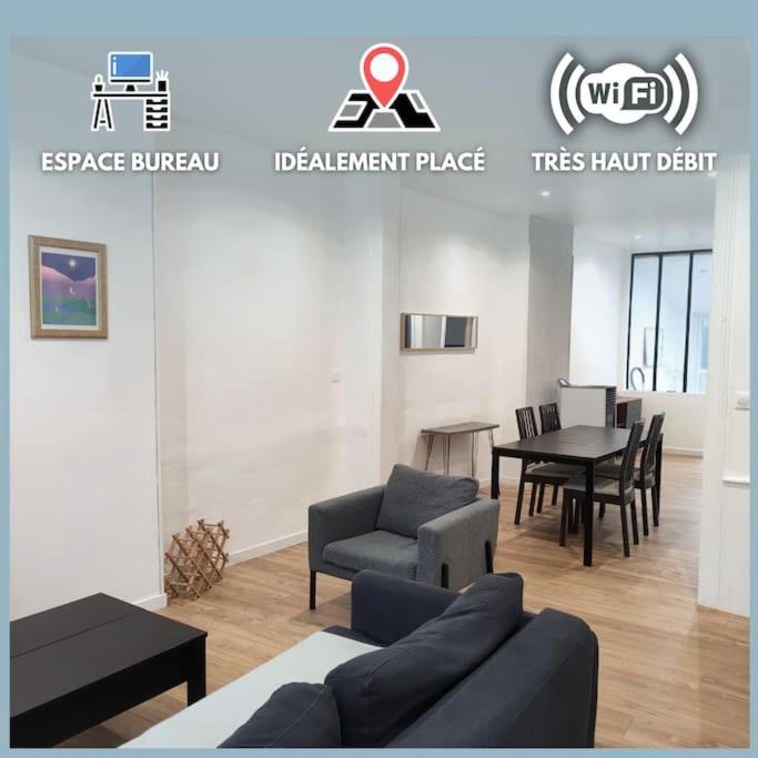 un salon avec un canapé et une table dans l'établissement ღ Delfosse - 3 chambres, extérieur et Wifi Fibre, à Douai