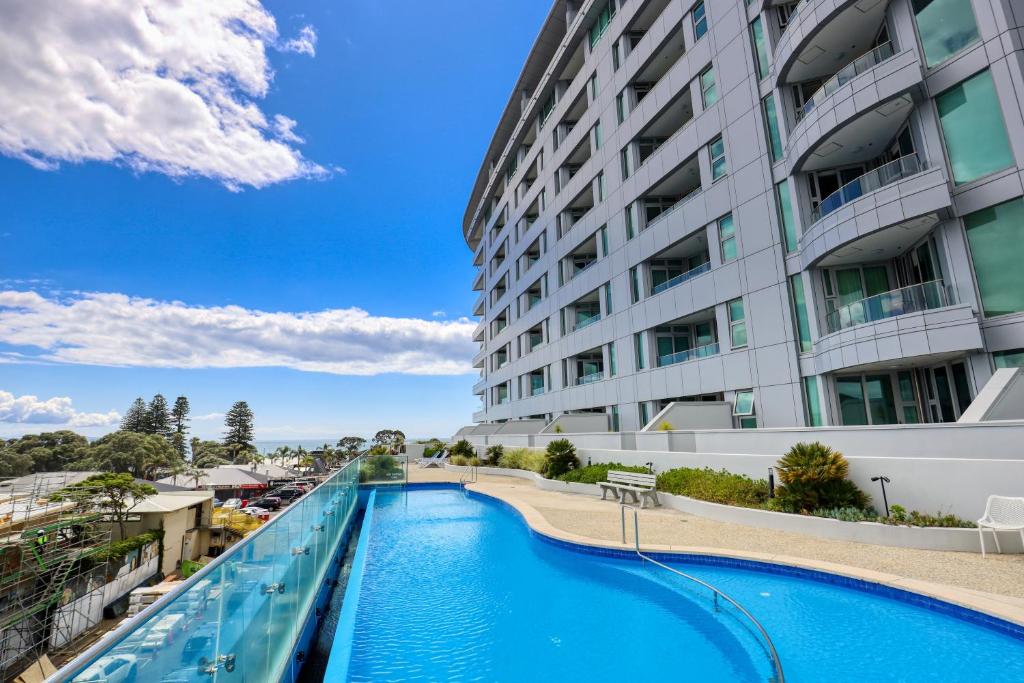 Bassein majutusasutuses Marsden Suites Nautilus Orewa või selle lähedal