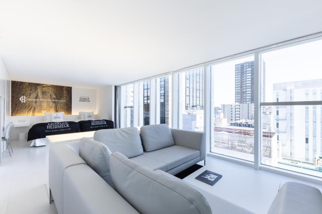 Posezení v ubytování CUVEE J2 HOTEL OSAKA by Onko Chishin