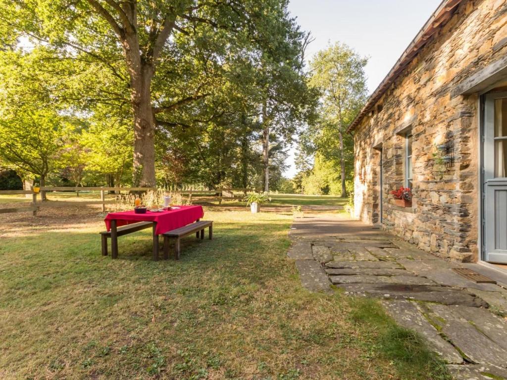 Gîte paisible en parc arboré, 3 ch., prox. Nantes/Rennes, équipements bébé, activités plein air - FR-1-306-1115 - Casa De Vacaciones (6 Adultos)