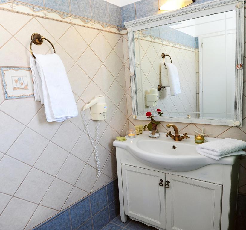 Paros Paradise Apartments - 18