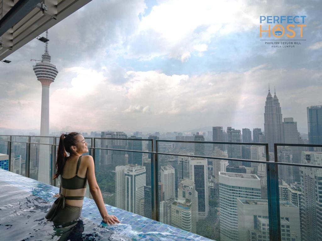 Pavilion Ceylon Hill Suites, Bukit Bintang by Perfect Host - Hizvo