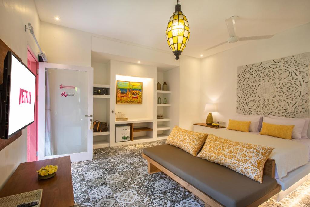 PinkPrivate Sanur - for Cool Adults Only - 9