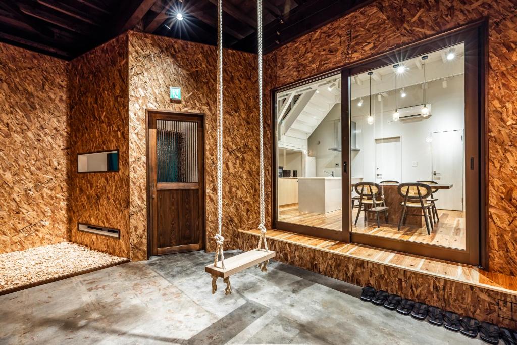 Nihon Iro - Two-Bedroom House