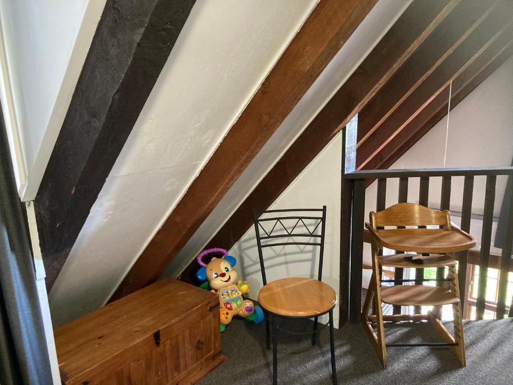 The Chalet Bed and Breakfast-peace and quiet in the country 12 minutes from City - Resim 8