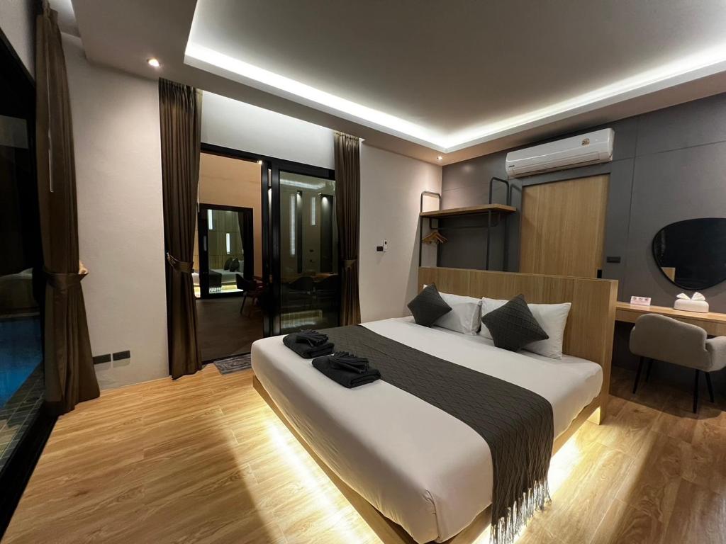 Riverla Villa photo