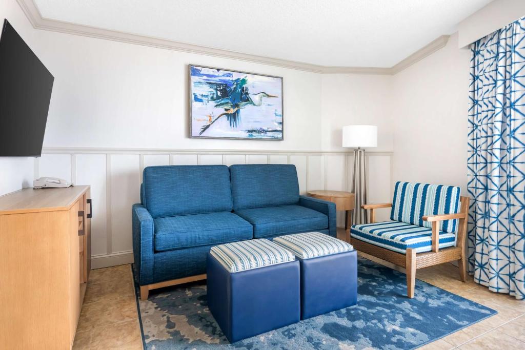 Hilton Vacation Club The Cove on Ormond Beach - 1 BEDROOM 1 QN SUITE WITH BALCONY AND ACC TUB