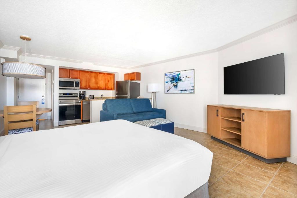 Hilton Vacation Club The Cove on Ormond Beach - Studio 1 Queen With Sofabed