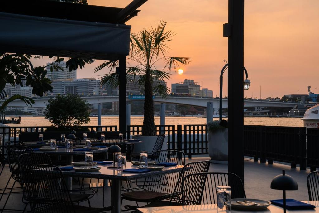 The StandardX, Bangkok Phra Arthit - Resim 44