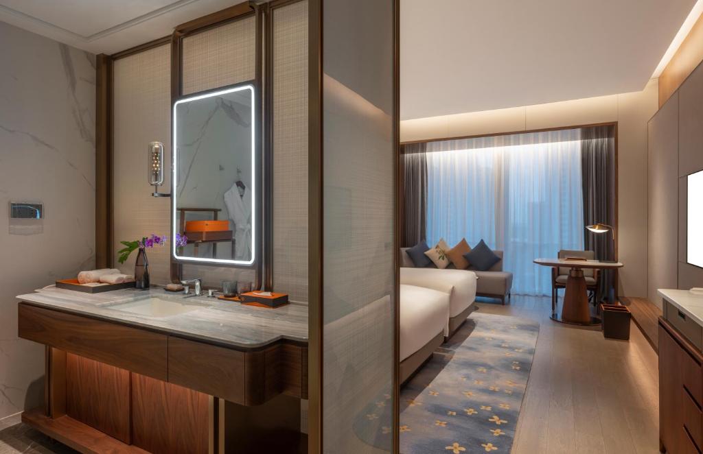 Suzhou International Conference Hotel - Executive Twin Room
